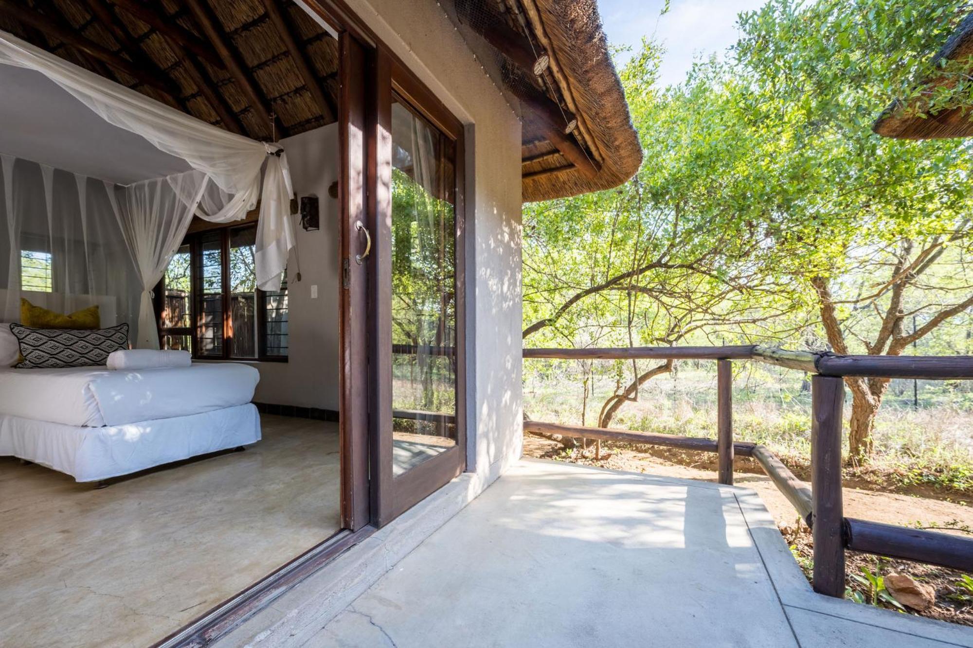 Raptors Lodge Hoedspruit Exterior photo