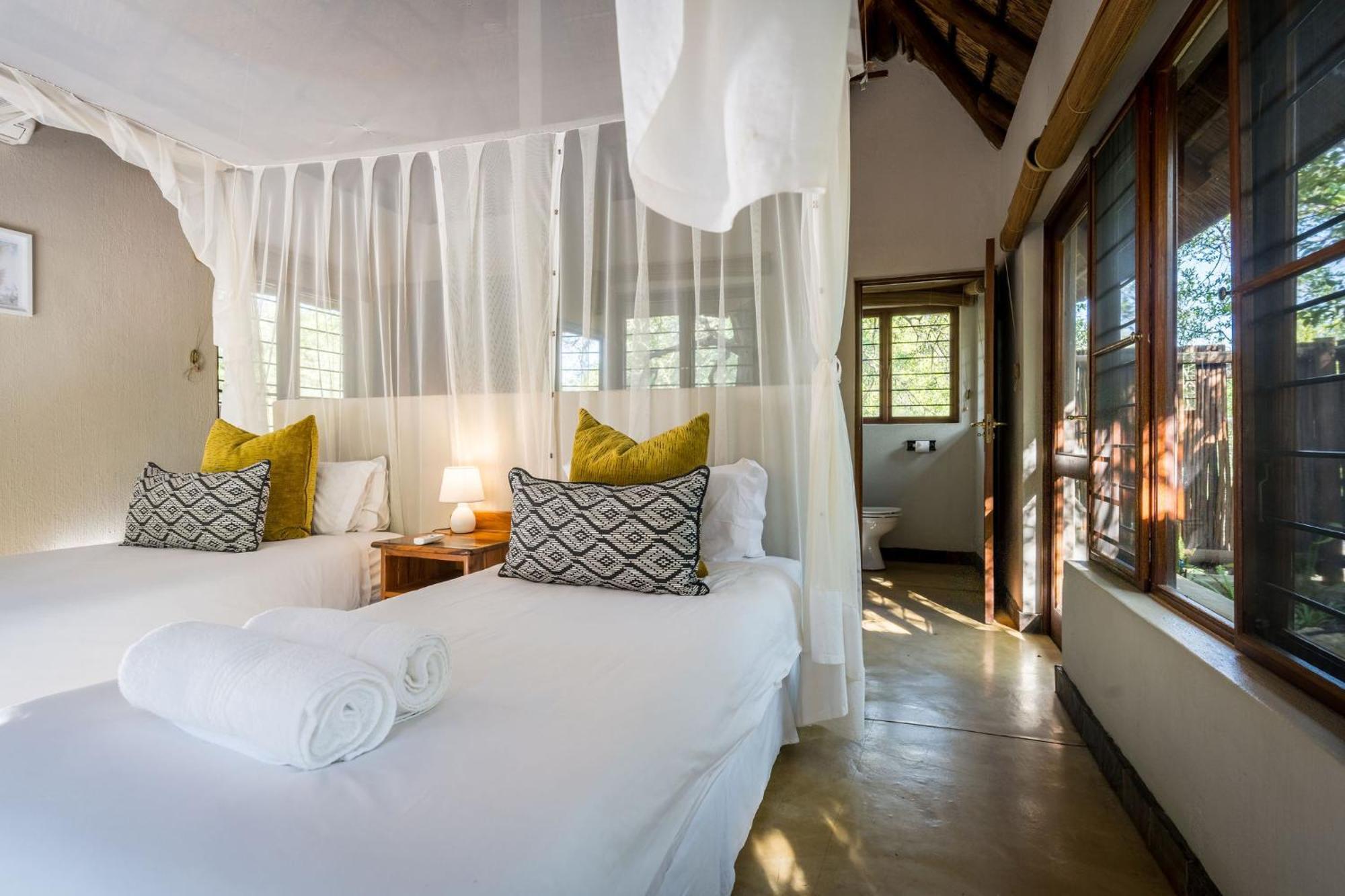 Raptors Lodge Hoedspruit Exterior photo